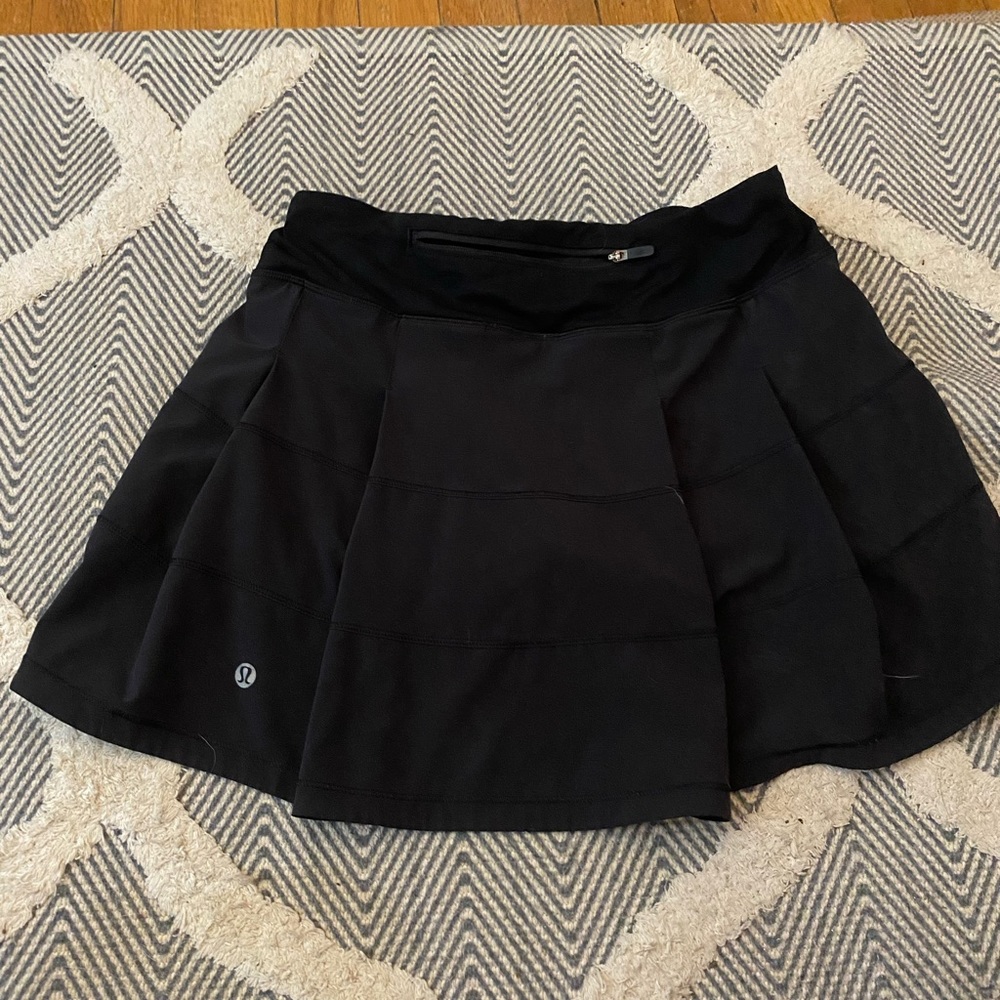 Black Lululemon skirt